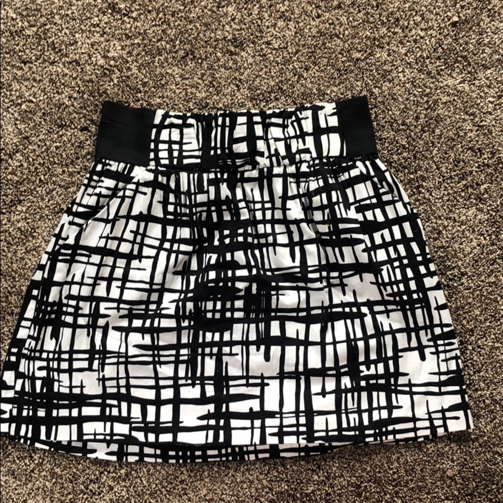 Amy Byer dressy skirt